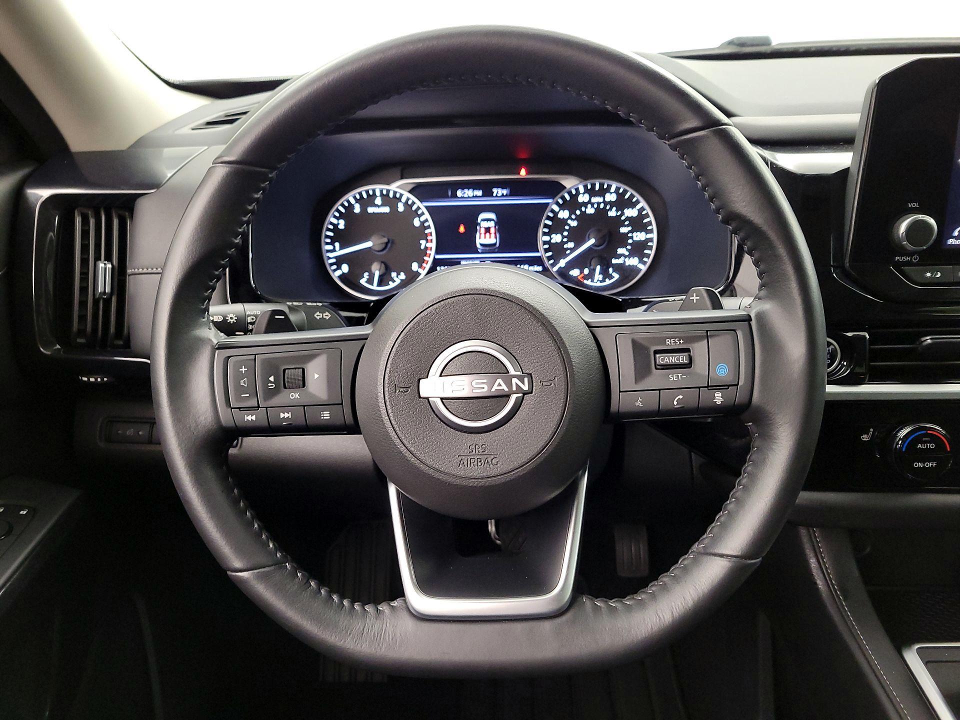 Thumbnail: 2024 Nissan Pathfinder - 10