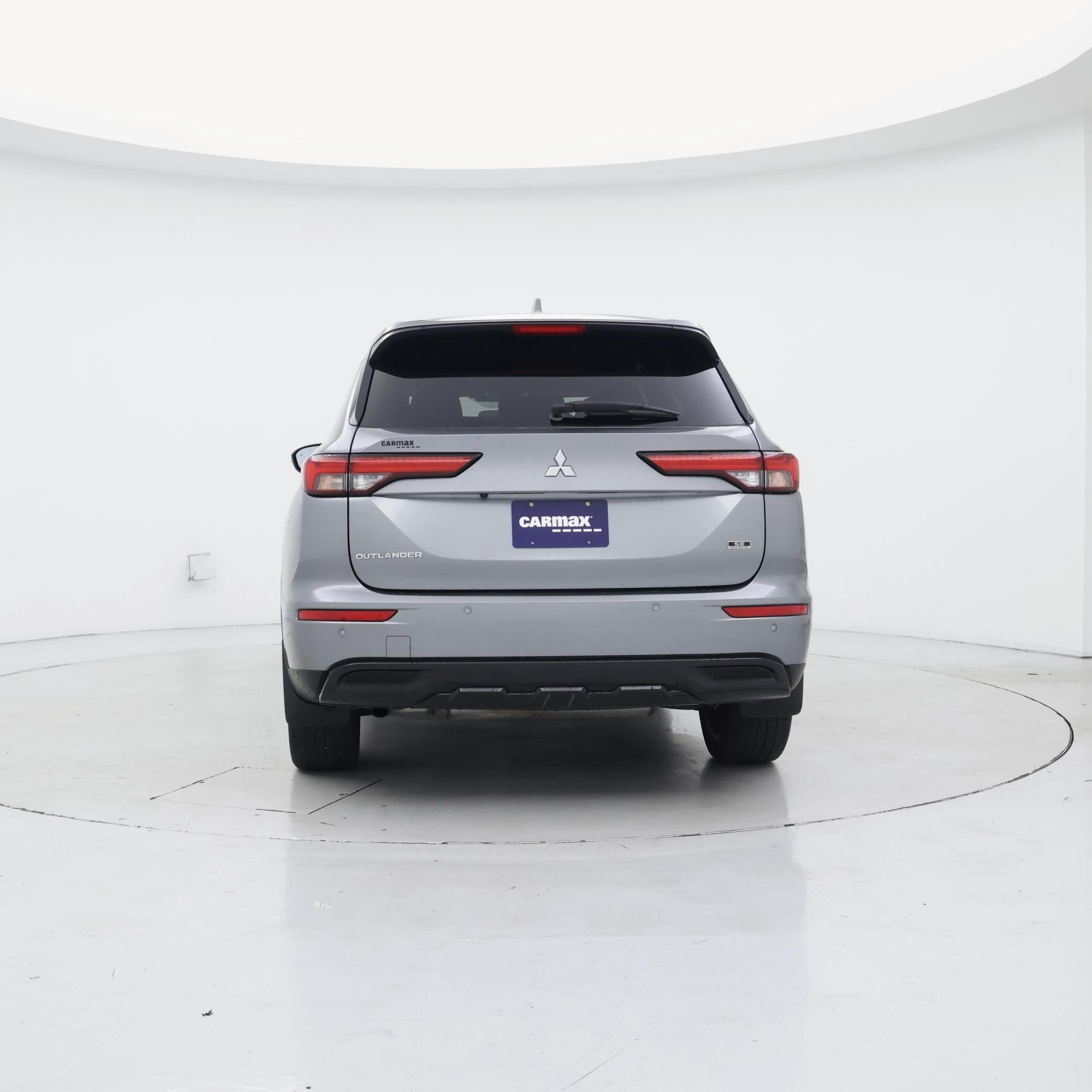 Thumbnail: 2024 Mitsubishi Outlander - 6