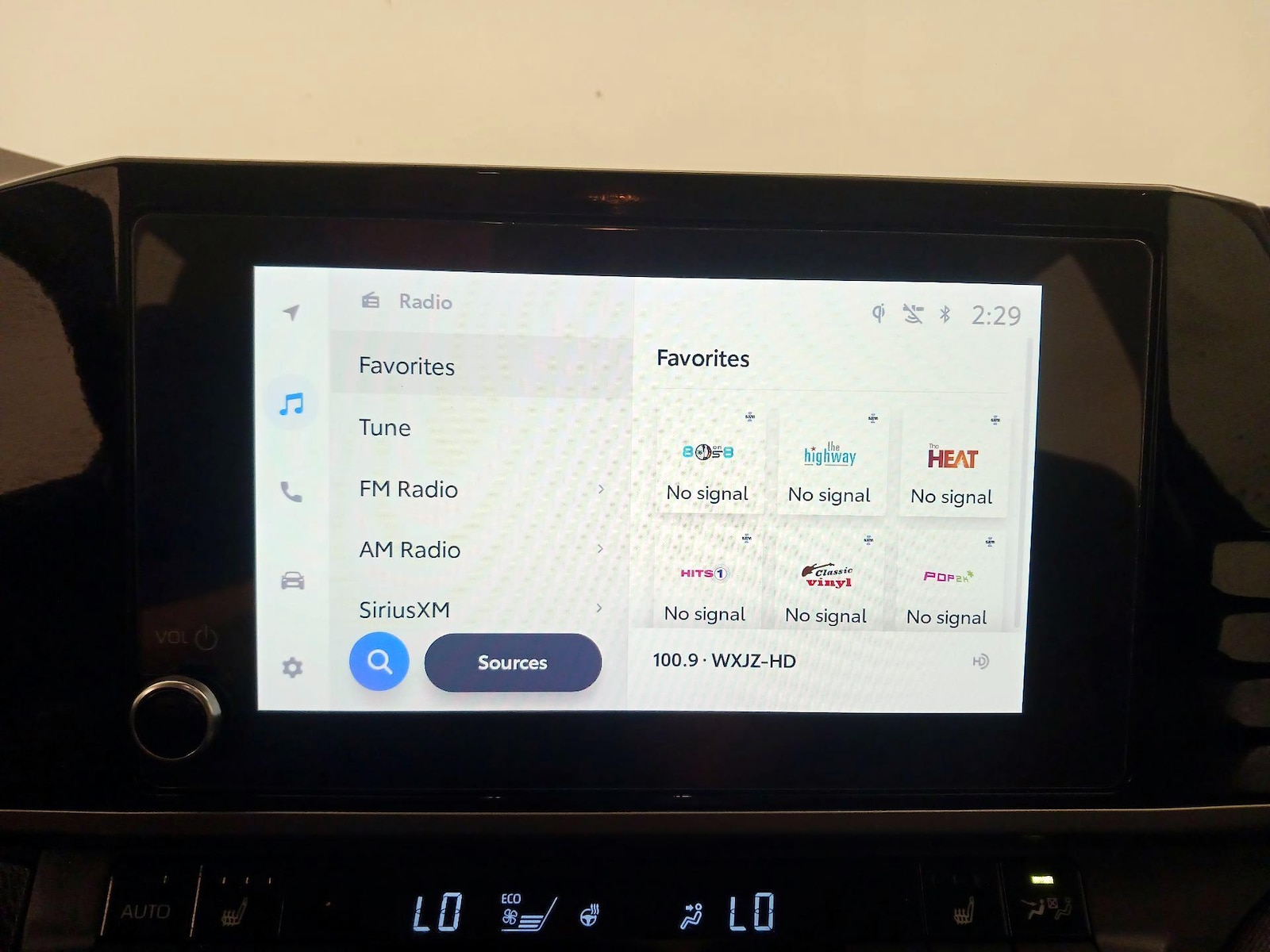 2025 Toyota Camry LE - Photo 16