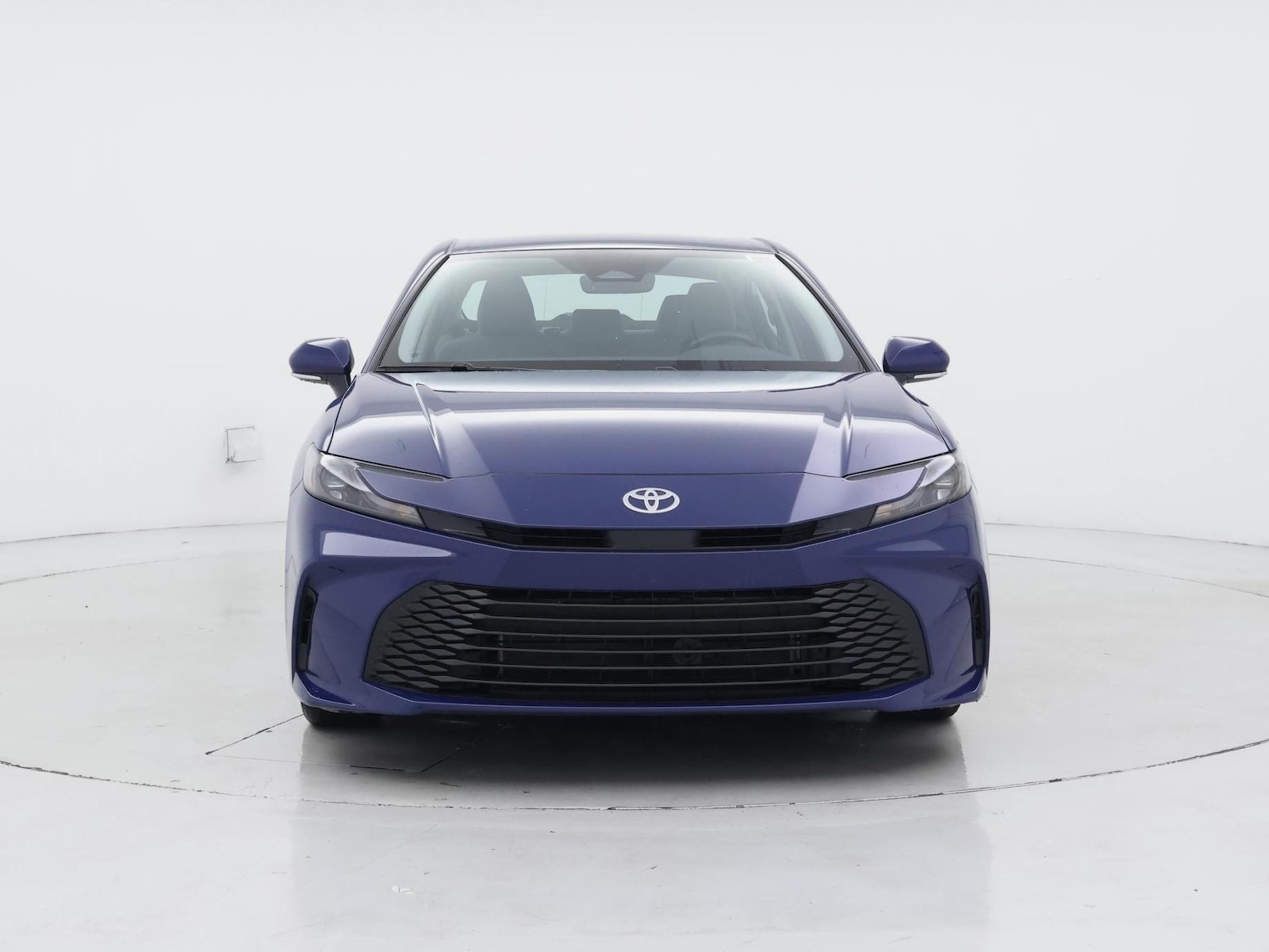 2025 Toyota Camry LE - Photo 6