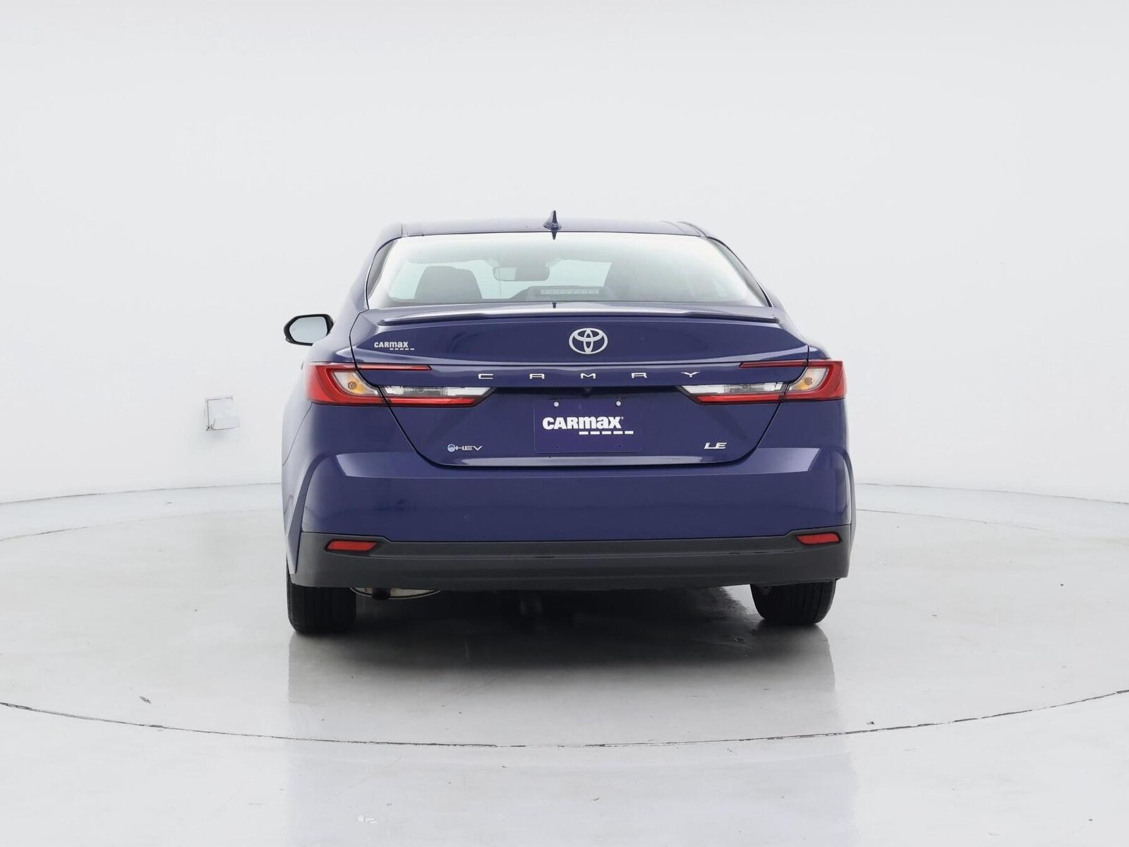 2025 Toyota Camry LE - Photo 7