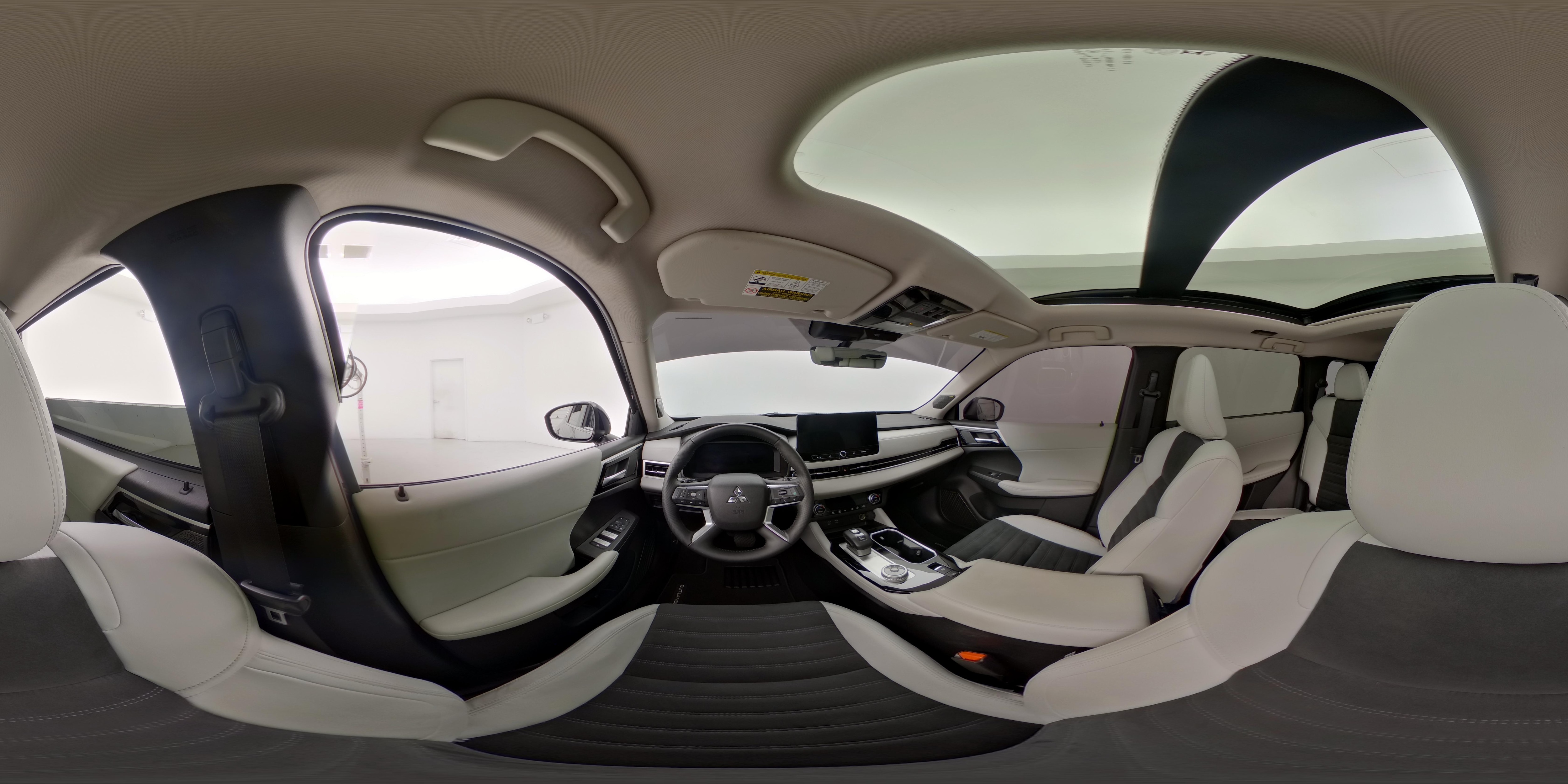 2025 Mitsubishi Outlander SE - Photo 30