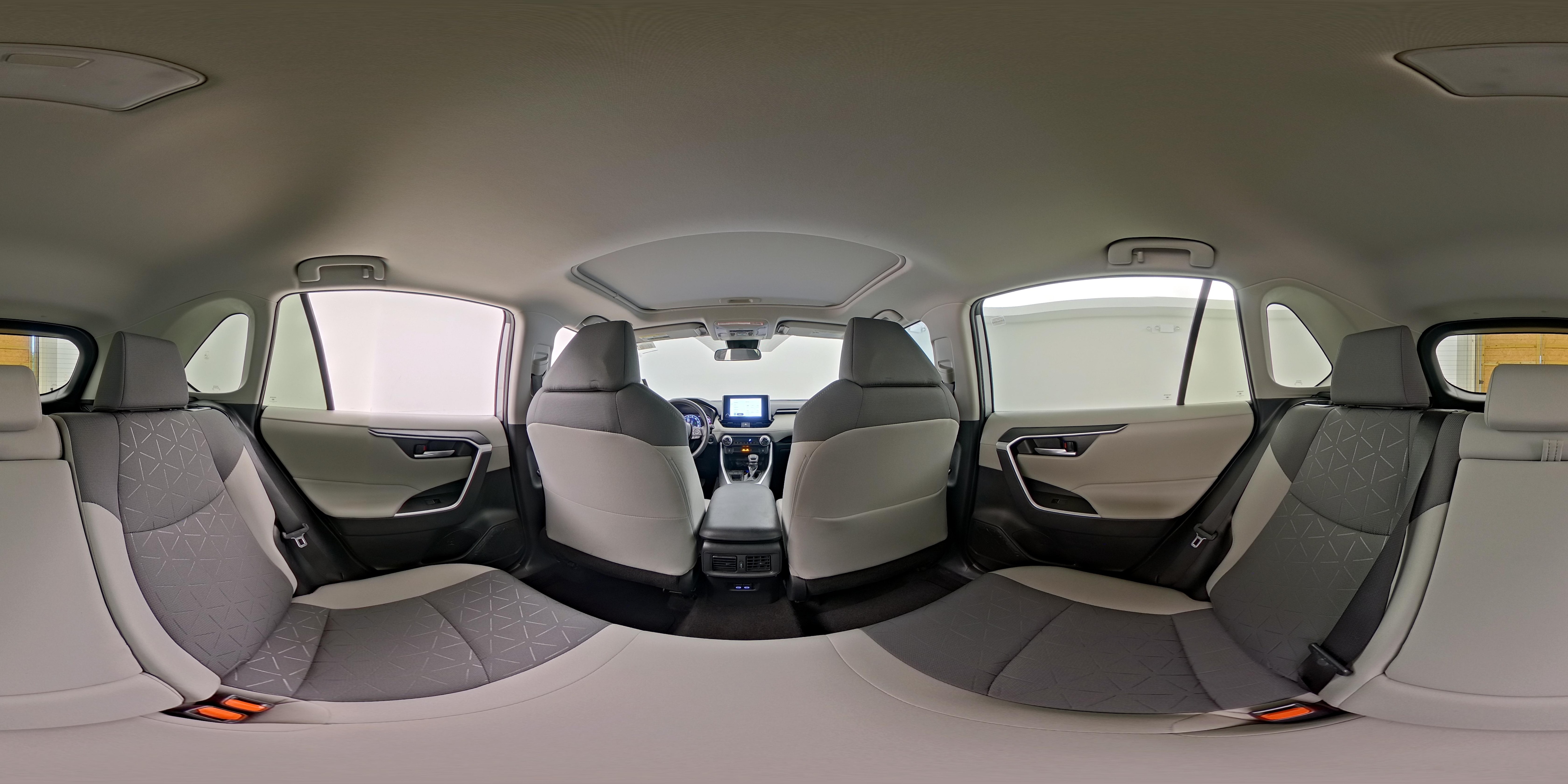 2024 Toyota RAV4 XLE - Photo 26