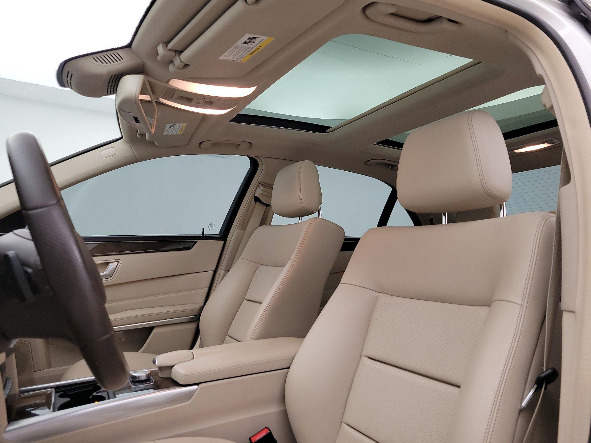 Thumbnail: 2015 Mercedes-Benz E-Class - 18