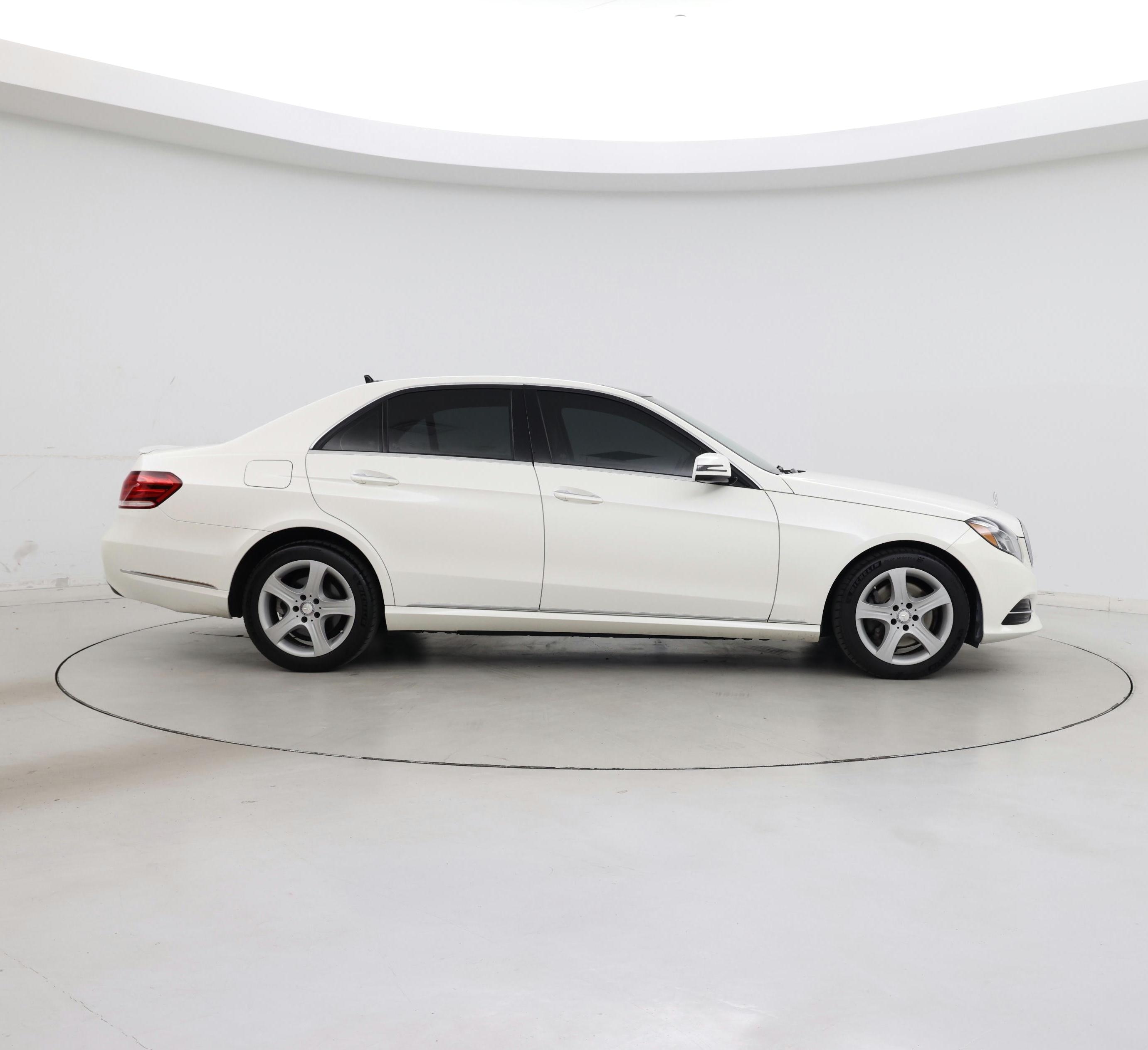 Thumbnail: 2015 Mercedes-Benz E-Class - 7