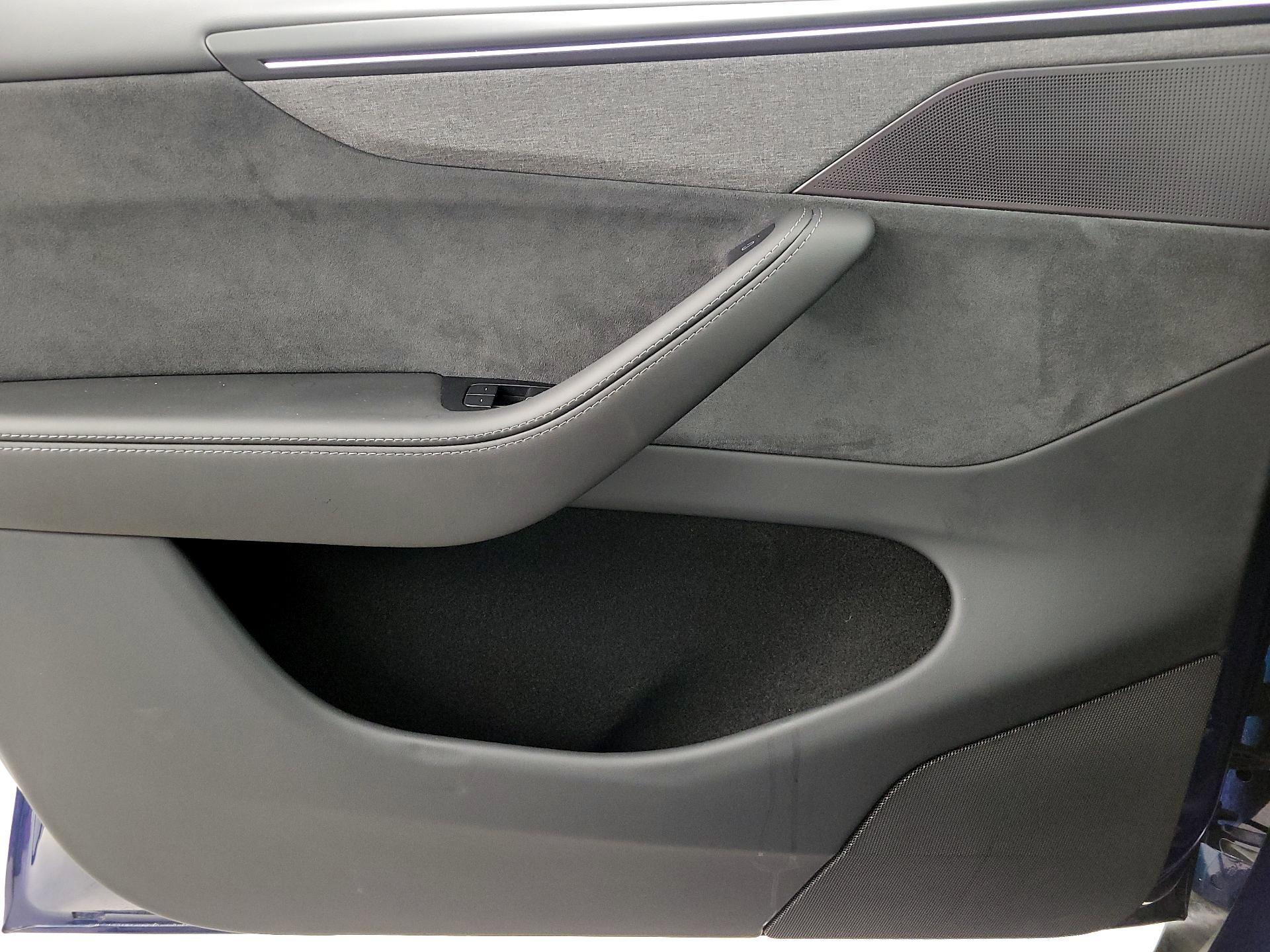 Thumbnail: 2026 Tesla Model Y - 12