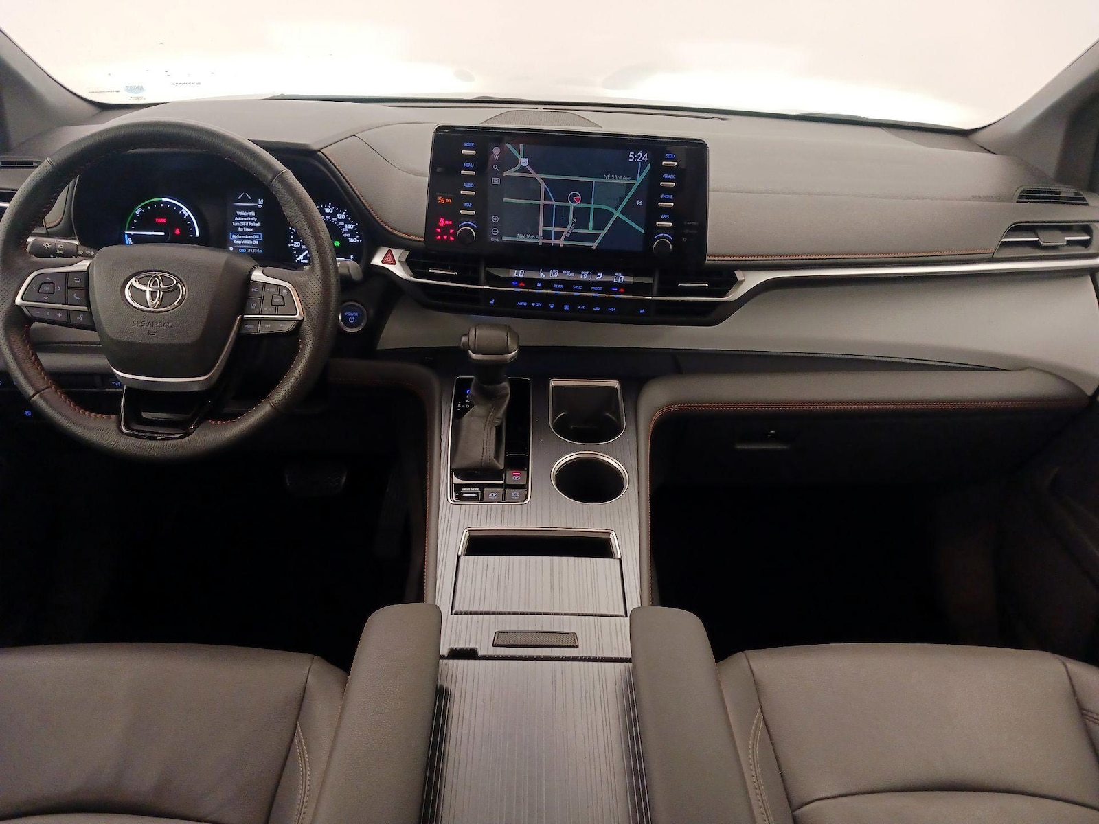 2021 Toyota Sienna XSE - Photo 10