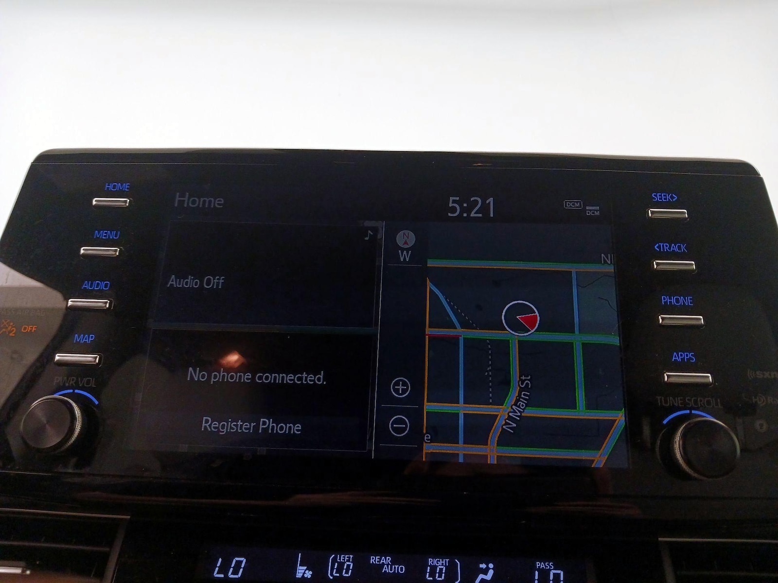 2021 Toyota Sienna XSE - Photo 17