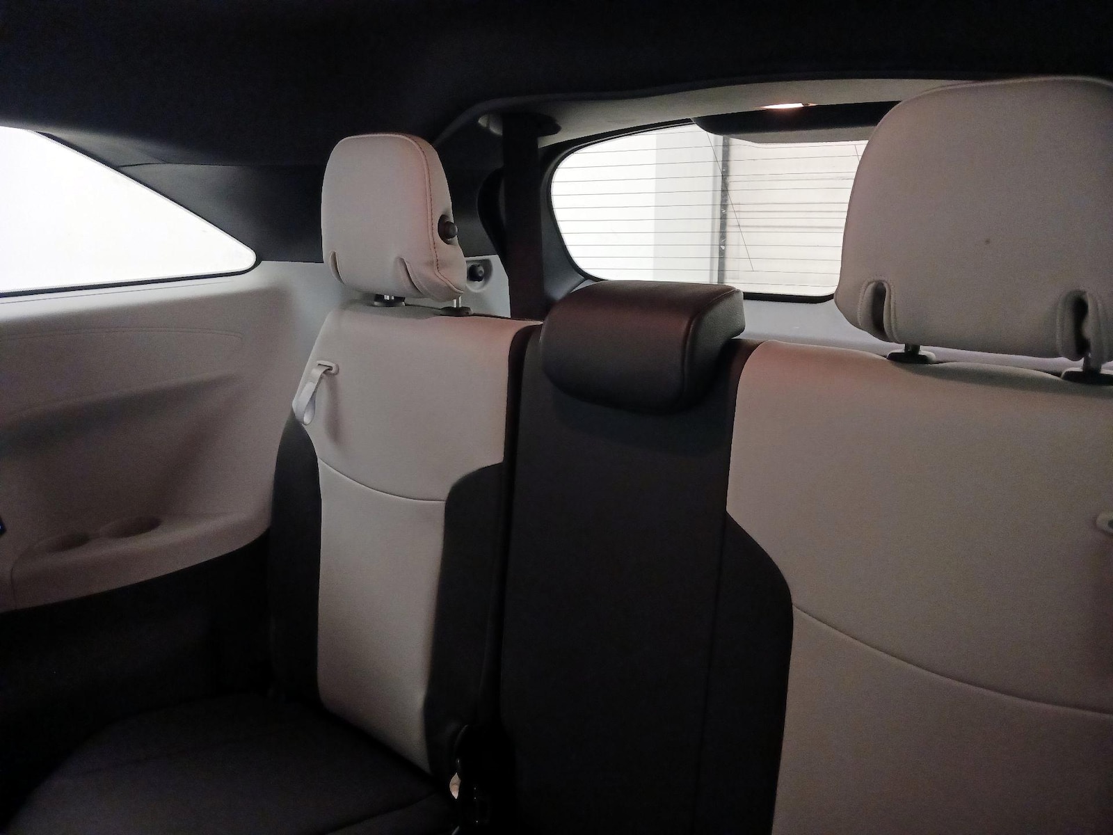 2021 Toyota Sienna XSE - Photo 23