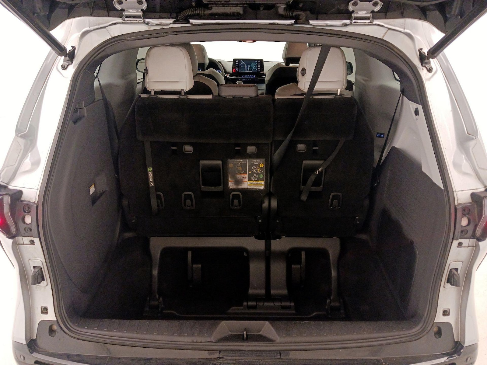 2021 Toyota Sienna XSE - Photo 24