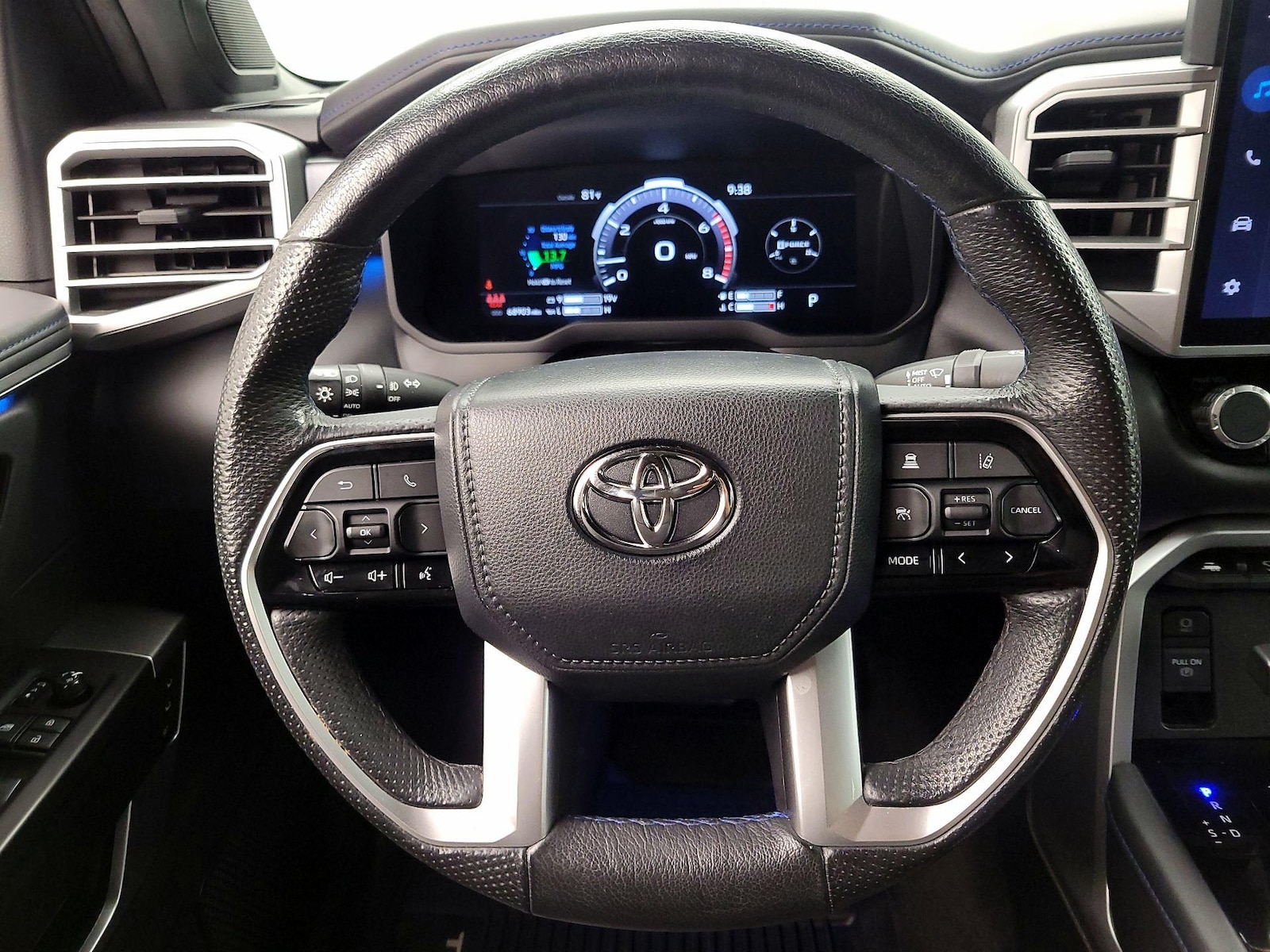 2023 Toyota Tundra Platinum - Photo 11