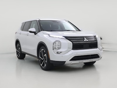 2023 Mitsubishi Outlander SE