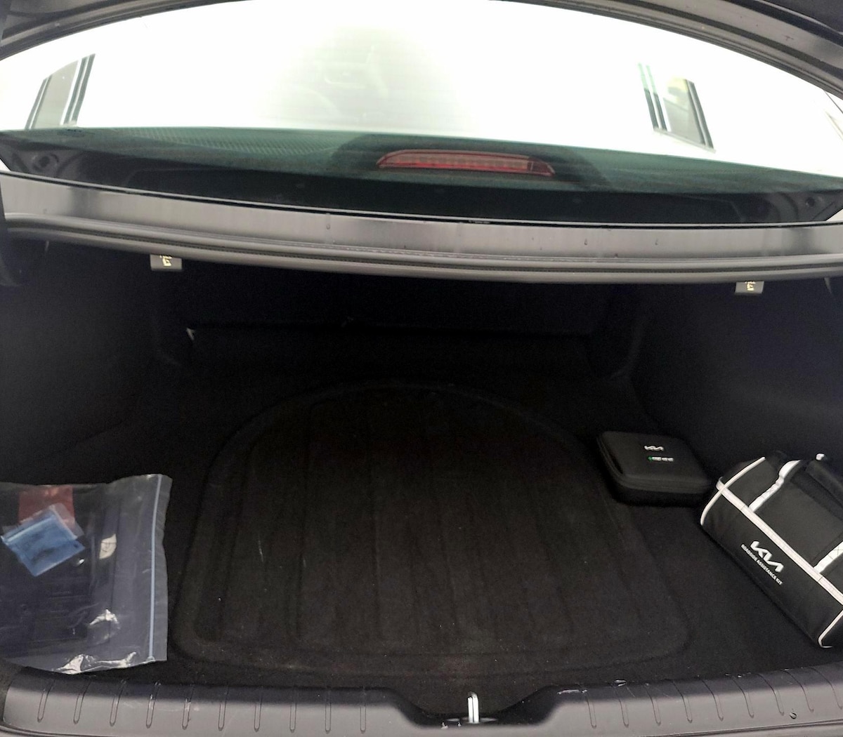 Trunk/Cargo (Seats Up)