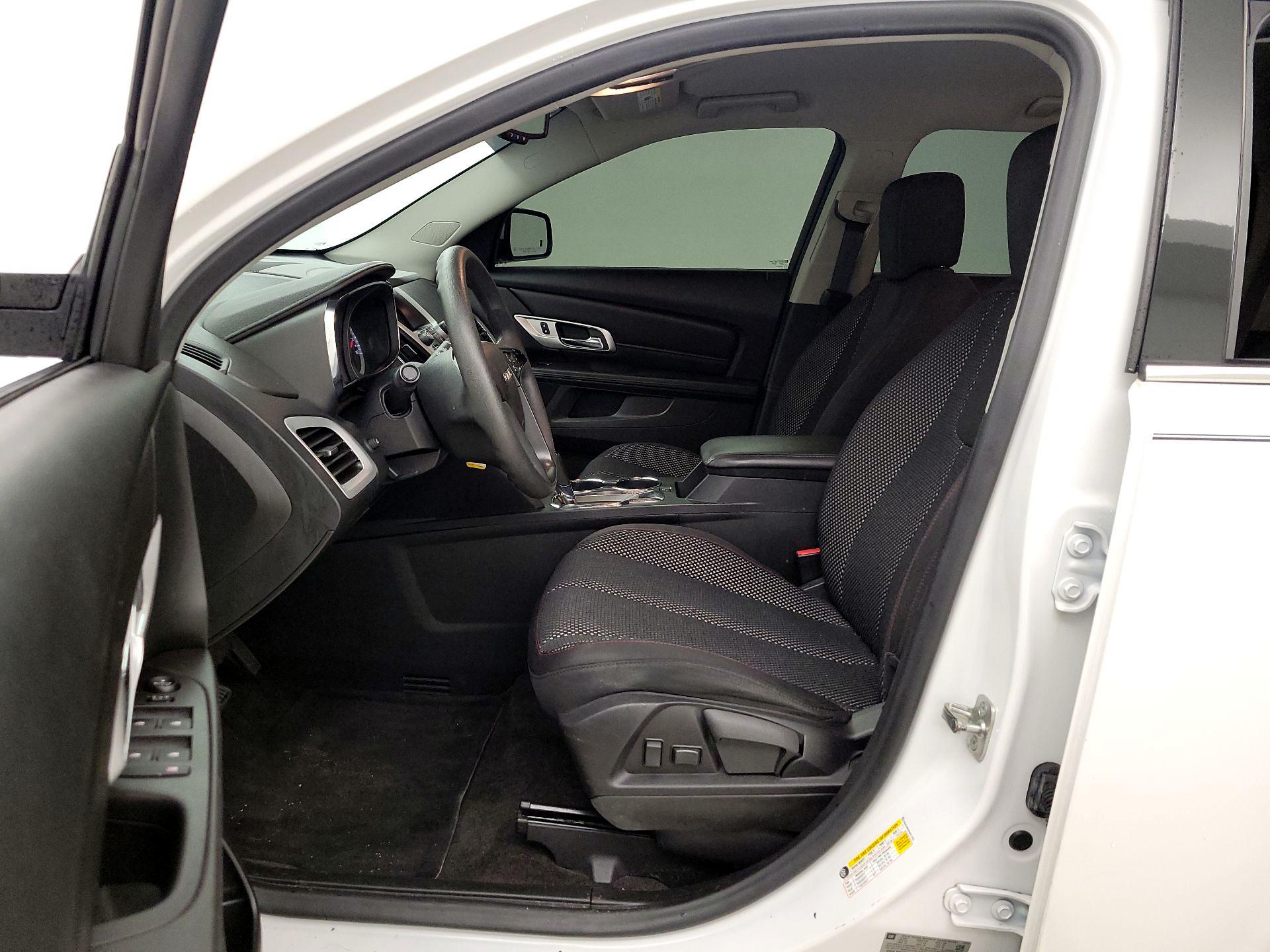 Thumbnail: 2016 GMC Terrain - 11