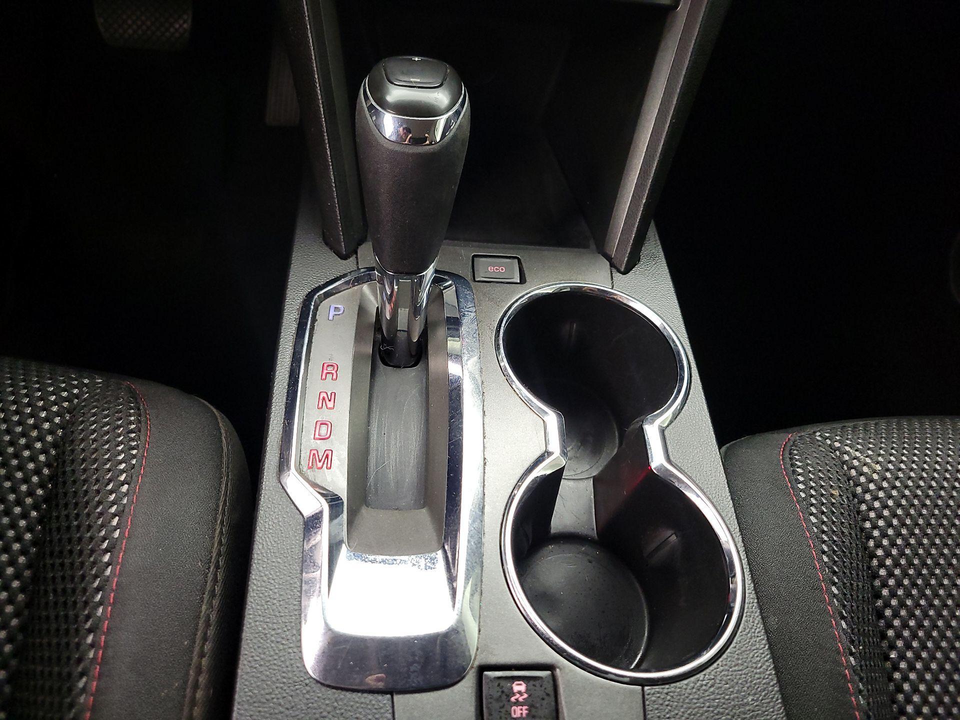 Thumbnail: 2016 GMC Terrain - 16