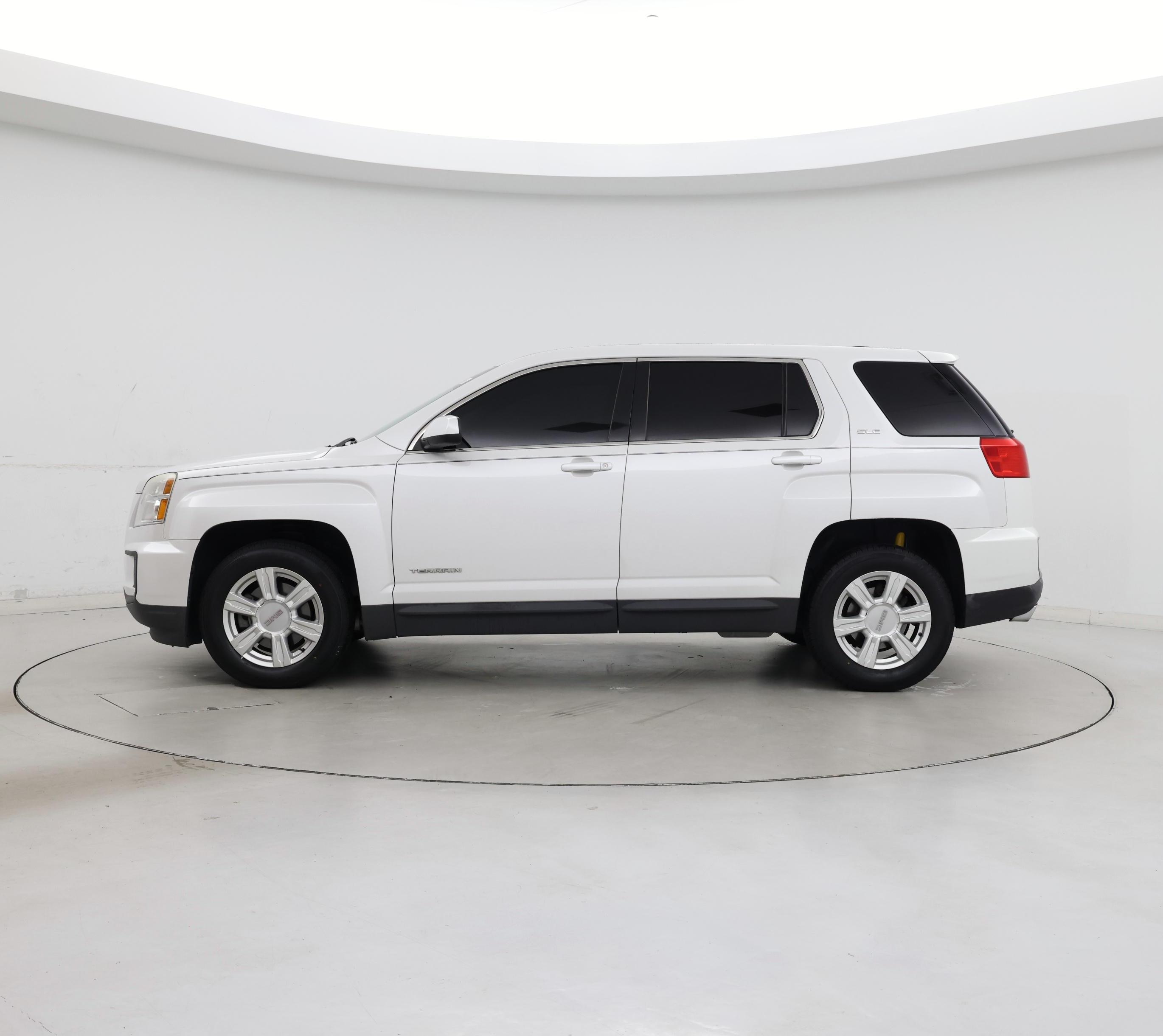 Thumbnail: 2016 GMC Terrain - 3