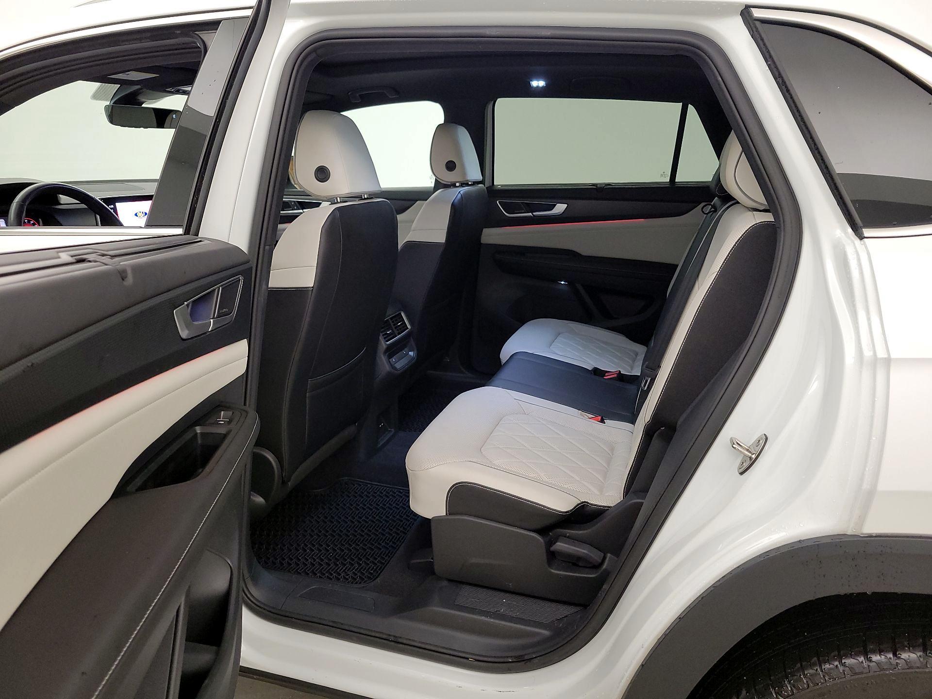 Thumbnail: 2024 Volkswagen Atlas - 20
