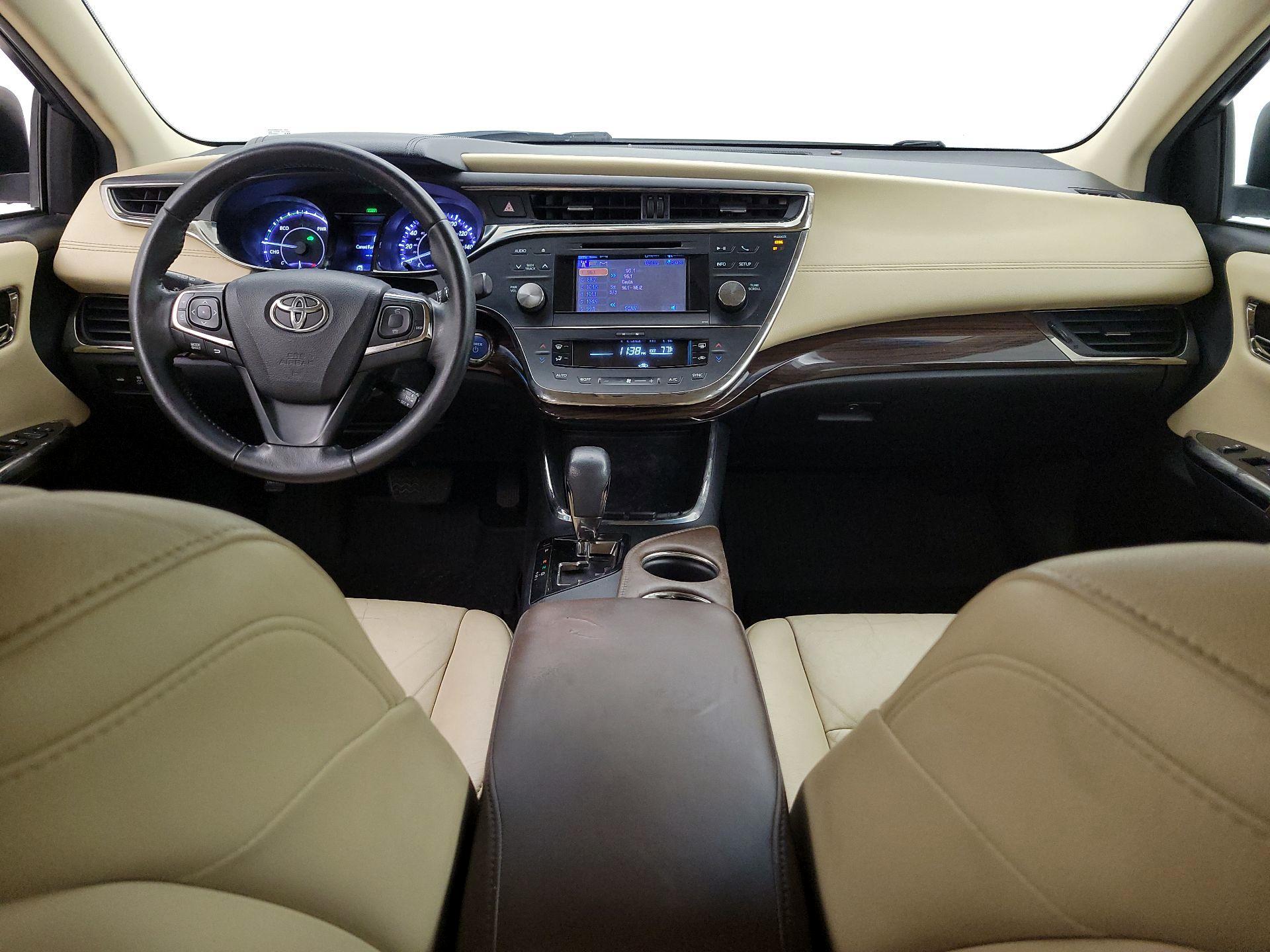Thumbnail: 2014 Toyota Avalon - 9