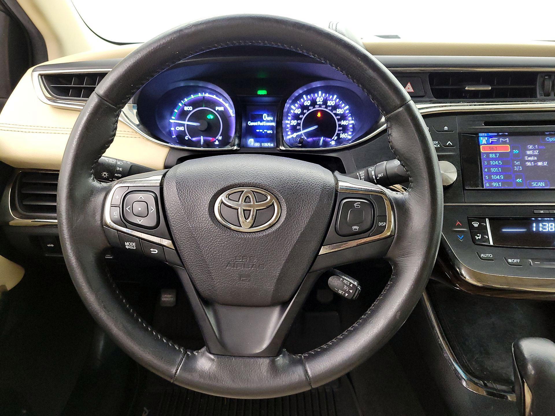 Thumbnail: 2014 Toyota Avalon - 10