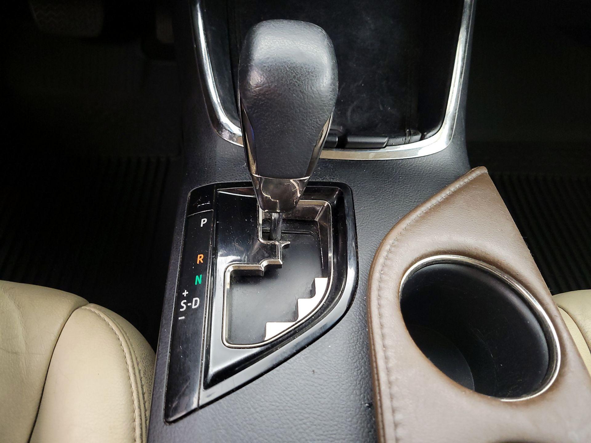 Thumbnail: 2014 Toyota Avalon - 17