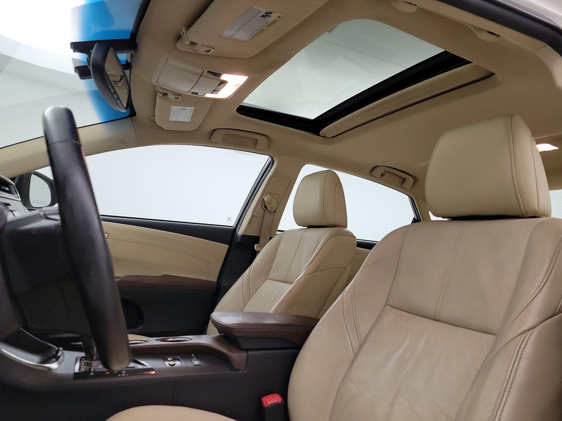 Thumbnail: 2014 Toyota Avalon - 18