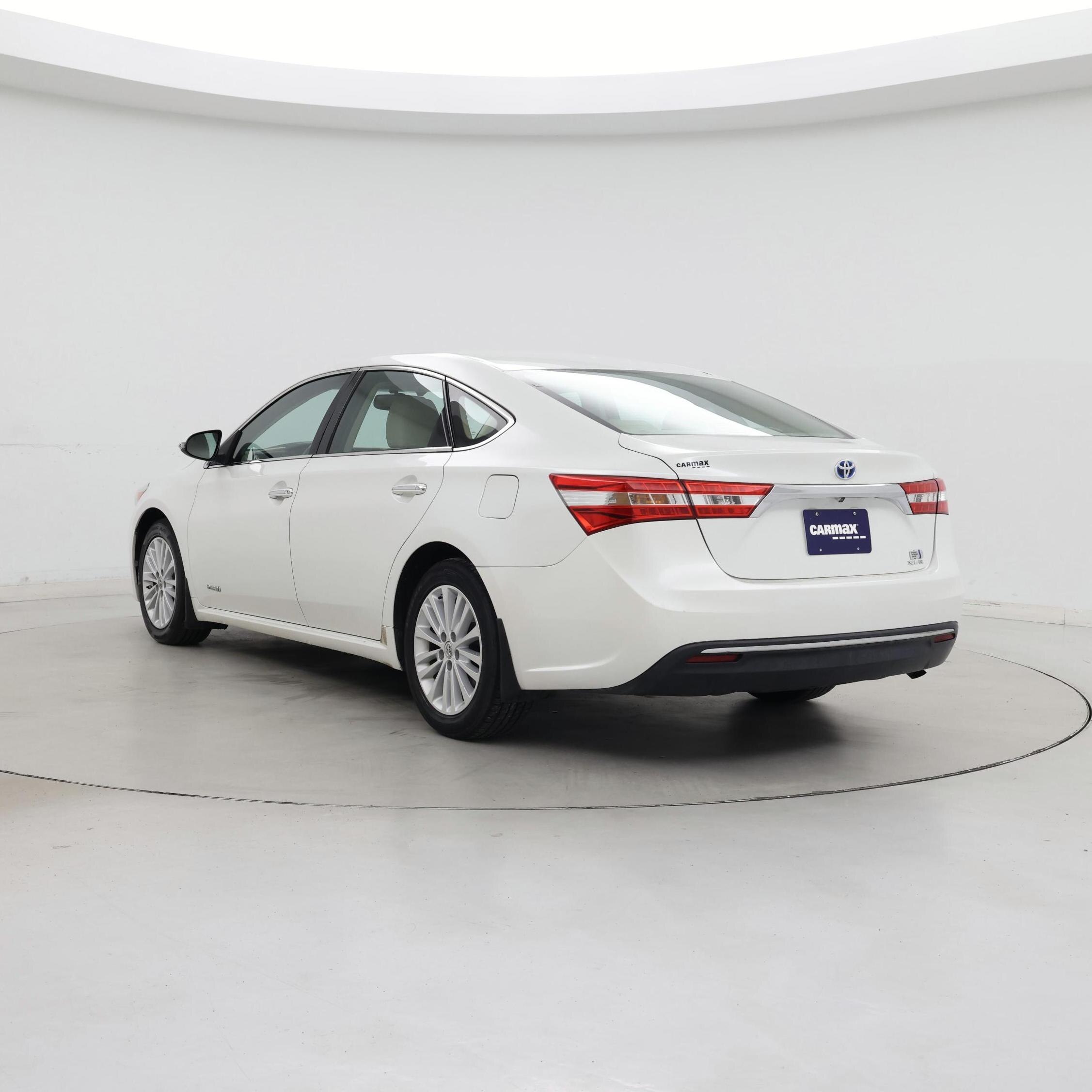 Thumbnail: 2014 Toyota Avalon - 2