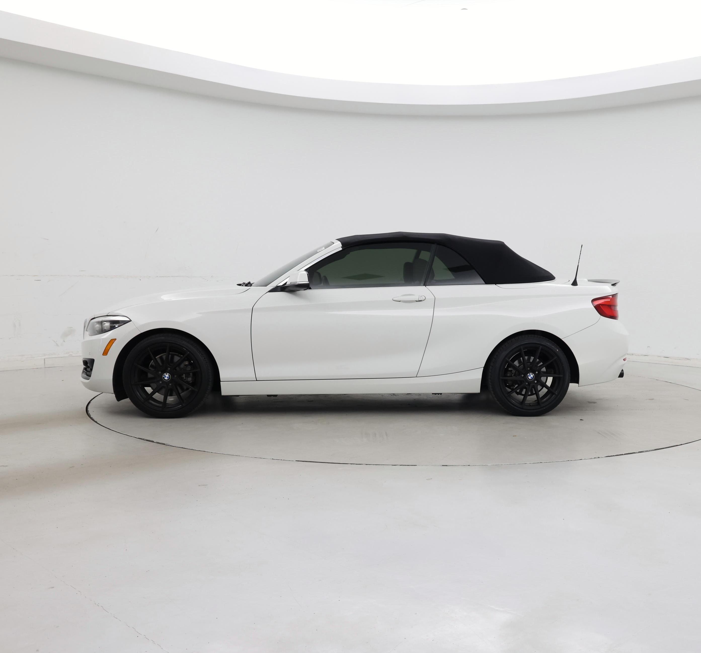 Thumbnail: 2019 BMW 2 Series - 3