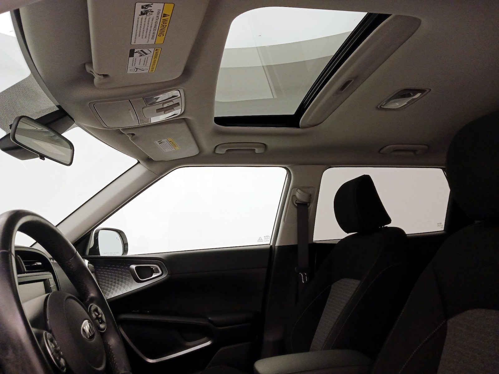 Sunroof(s) & Overhead Airbags