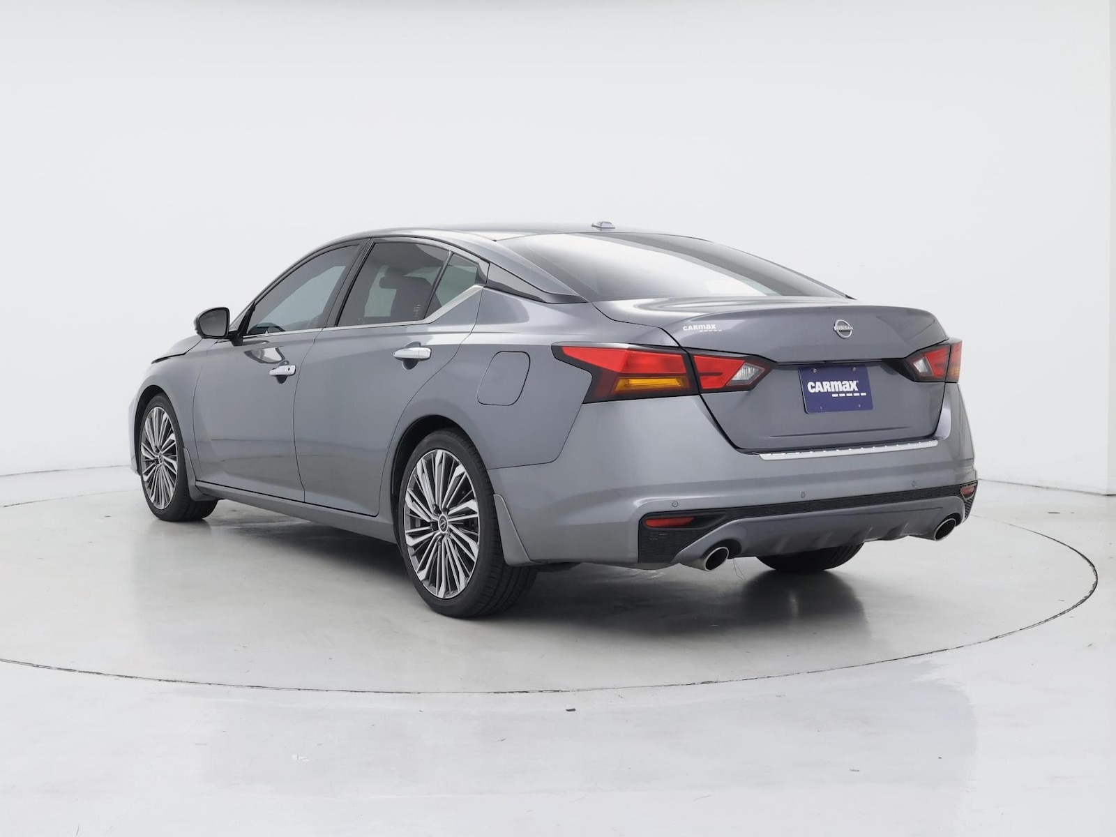 2023 Nissan Altima SL - Photo 3