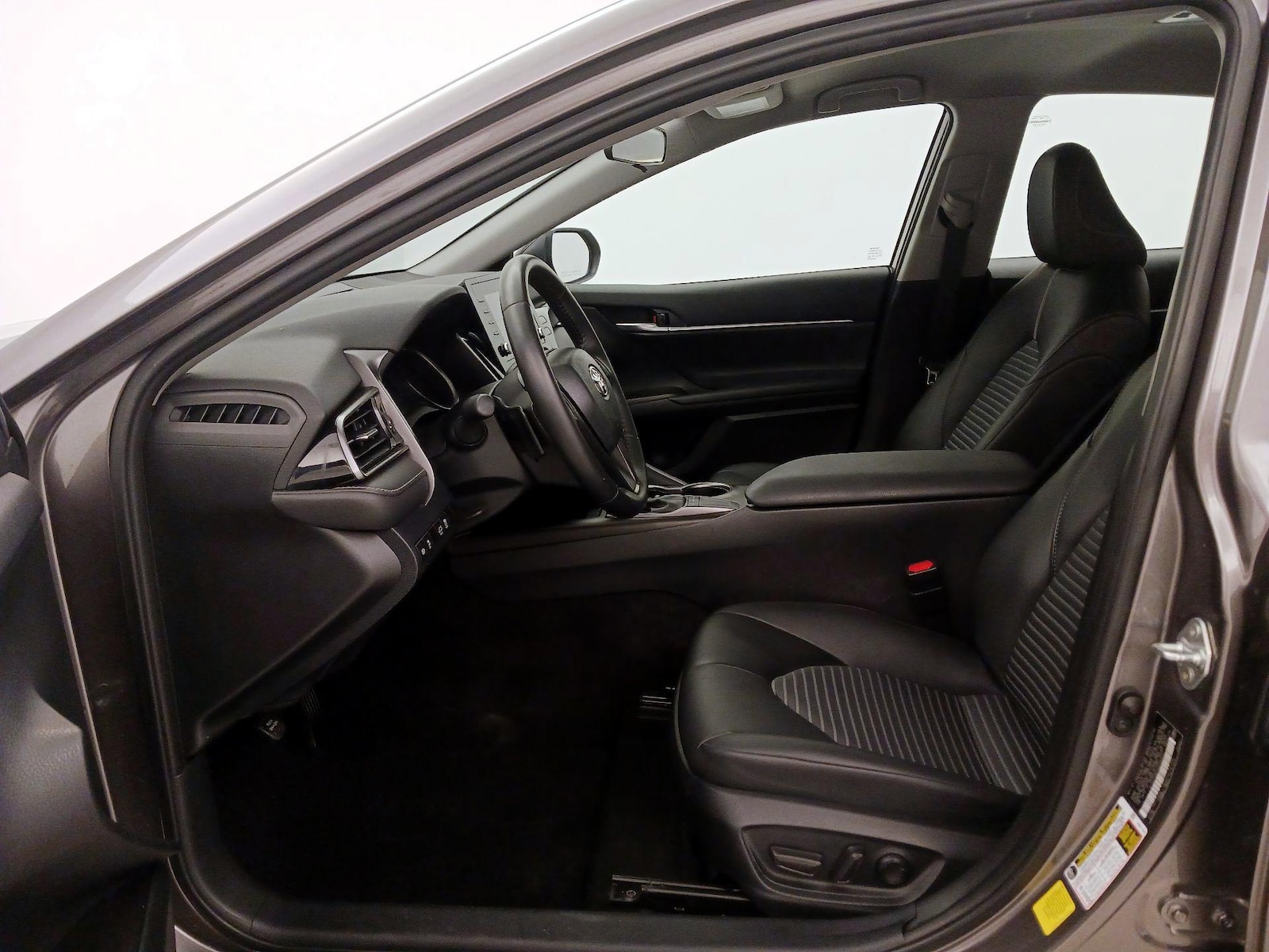 Power Seat(s) & Side Airbags