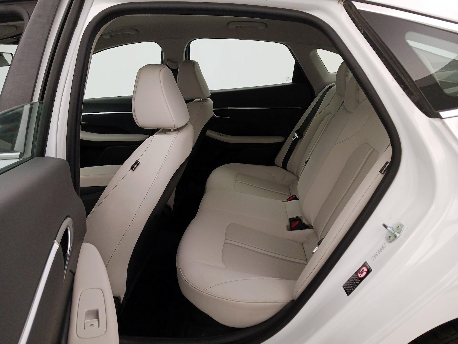 2021 Hyundai Sonata Hybrid SEL - Photo 20