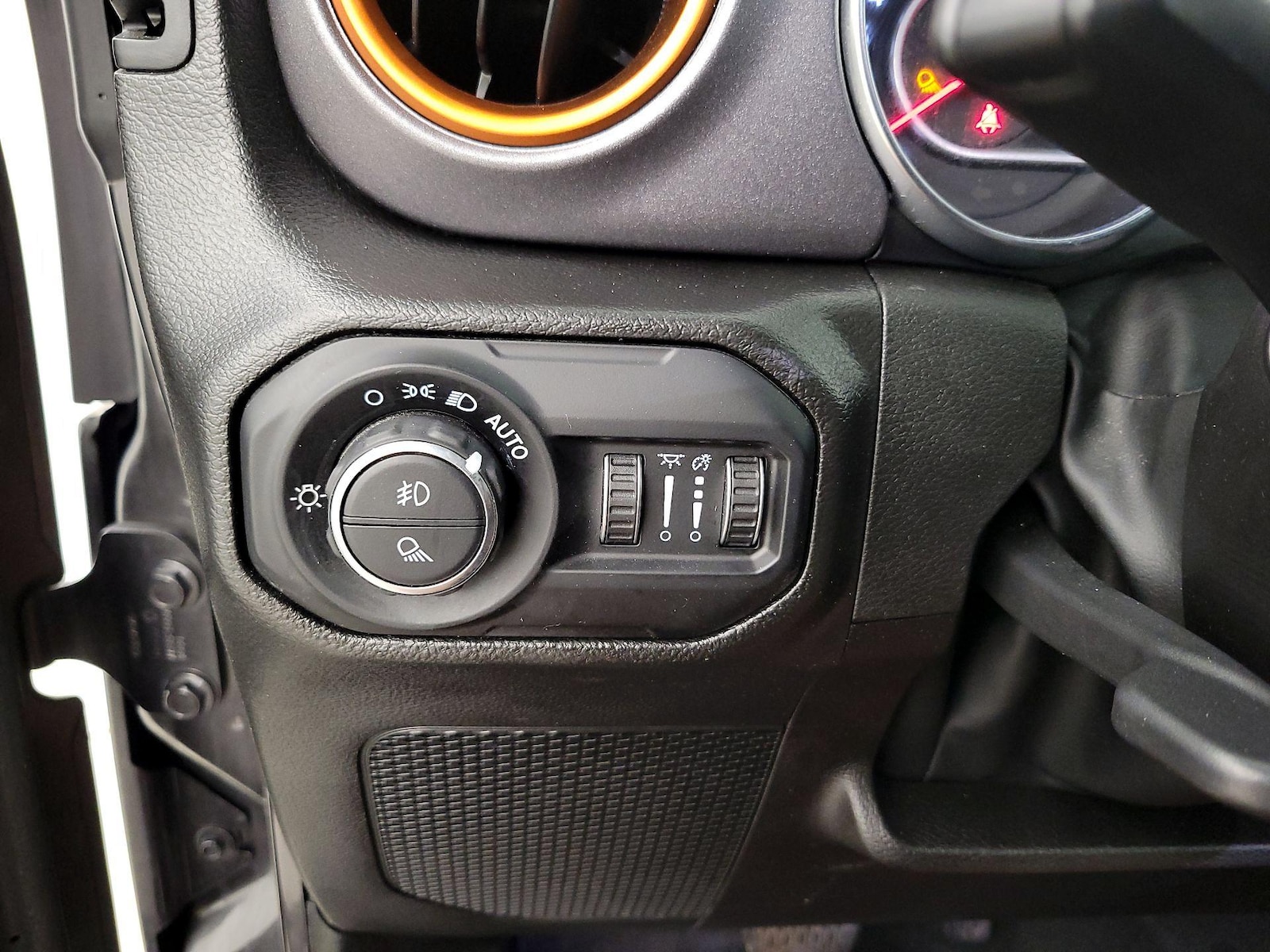 2022 Jeep Gladiator Mojave - Photo 14