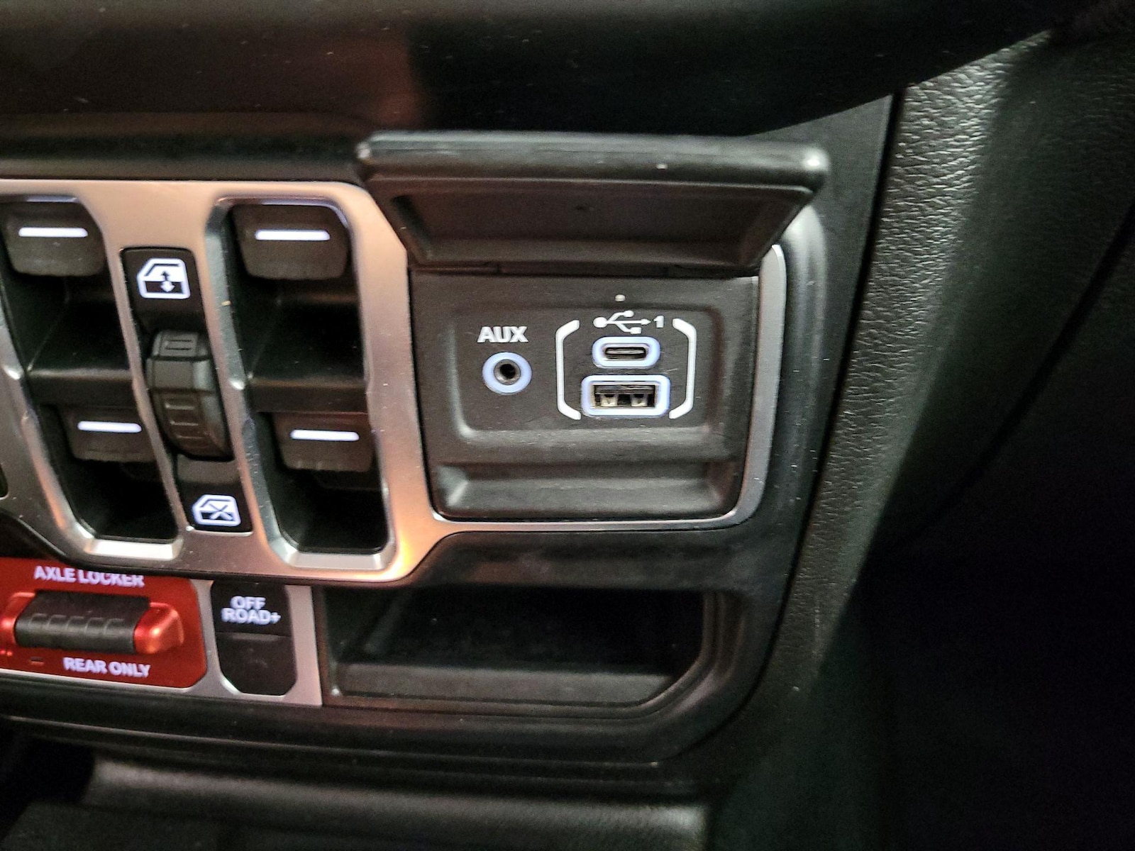 2022 Jeep Gladiator Mojave - Photo 19