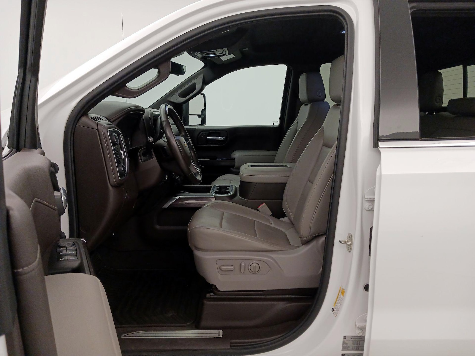 2020 Chevrolet Silverado 1500 LTZ - Photo 12