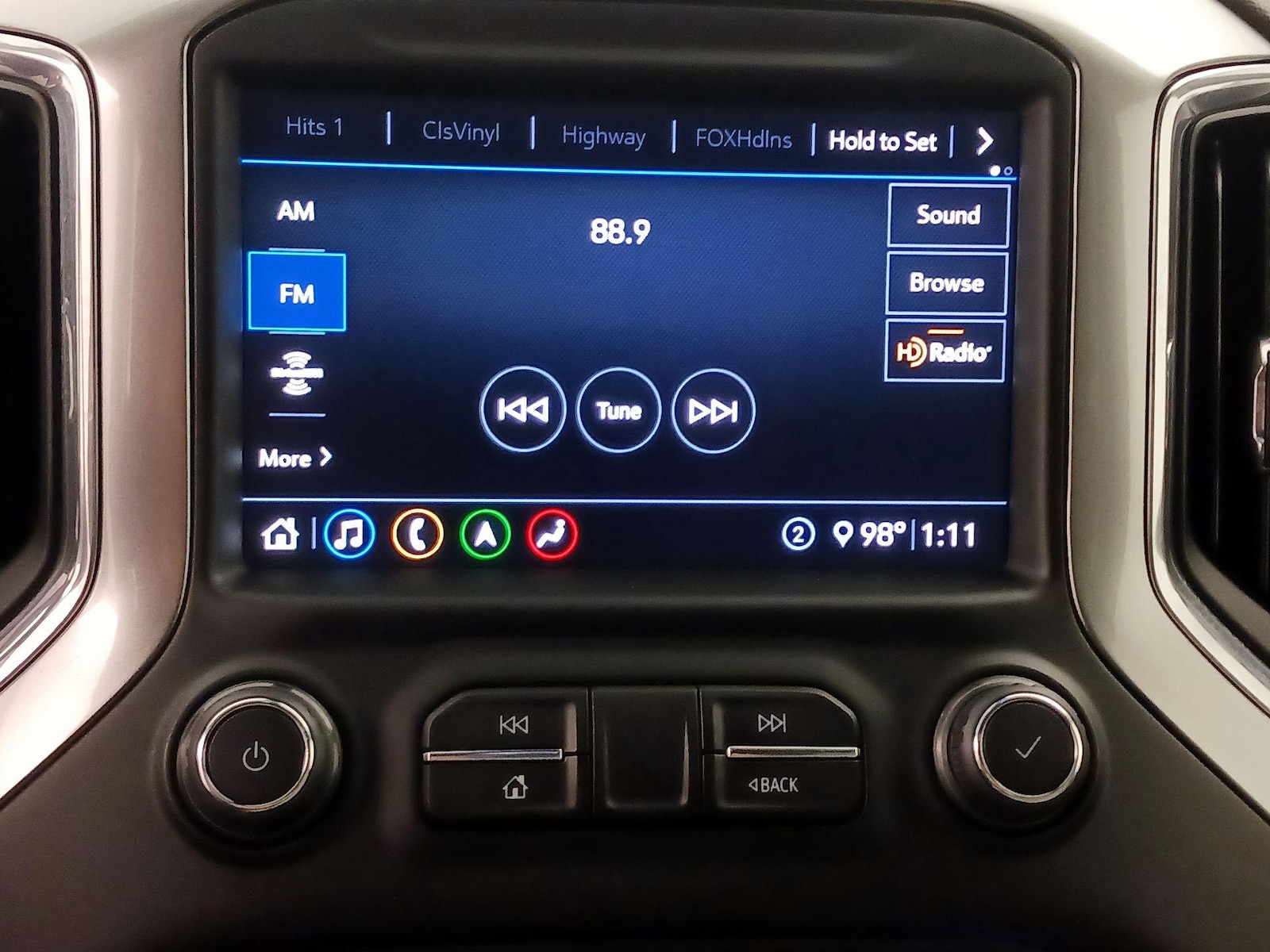 2020 Chevrolet Silverado 1500 LTZ - Photo 17