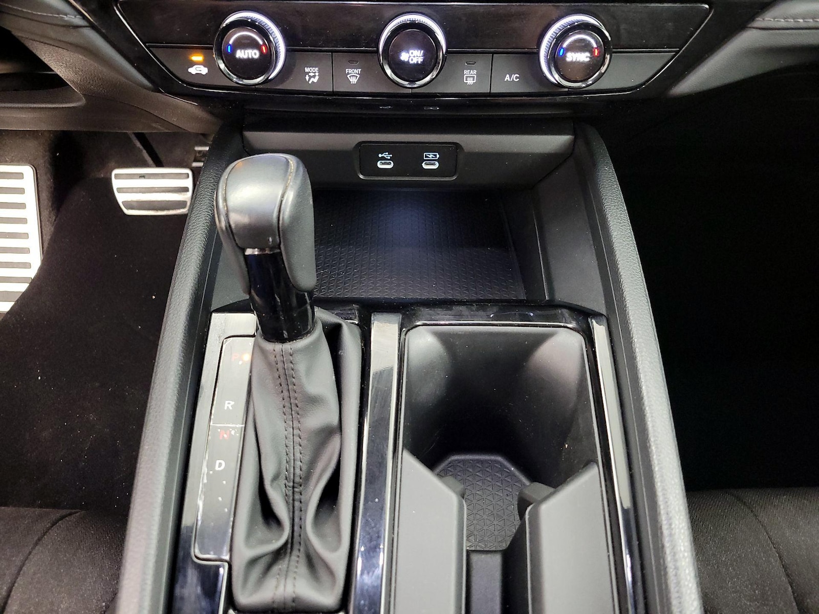 2023 Honda Accord Hybrid Sport - Photo 17