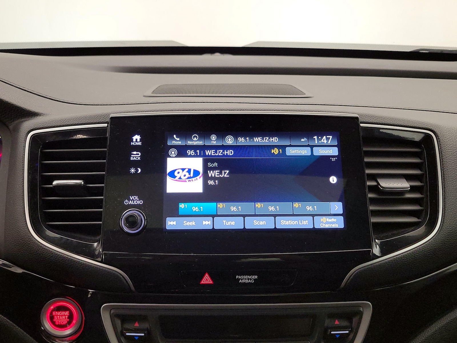 2022 Honda Pilot Elite - Photo 17