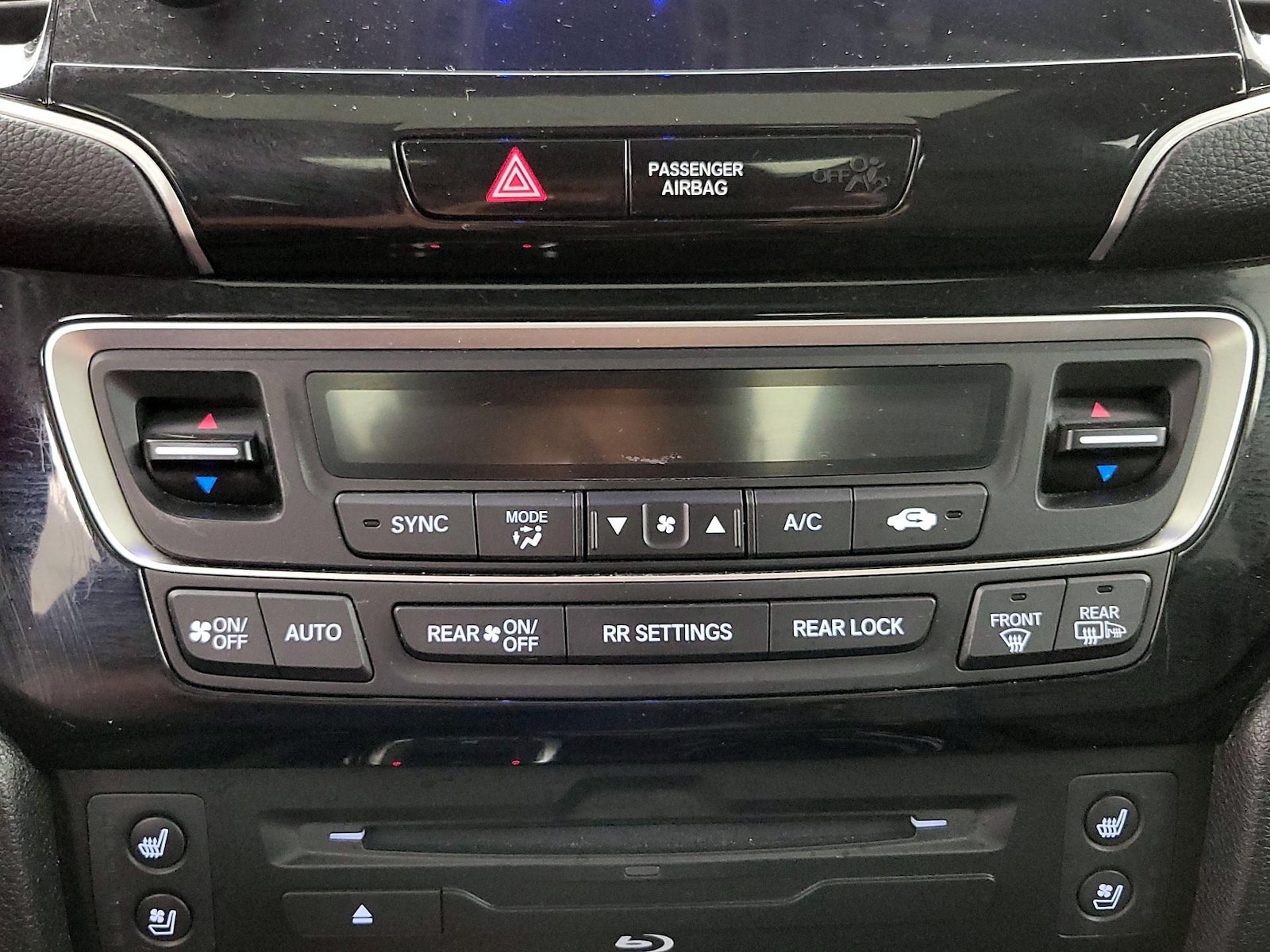 2022 Honda Pilot Elite - Photo 18