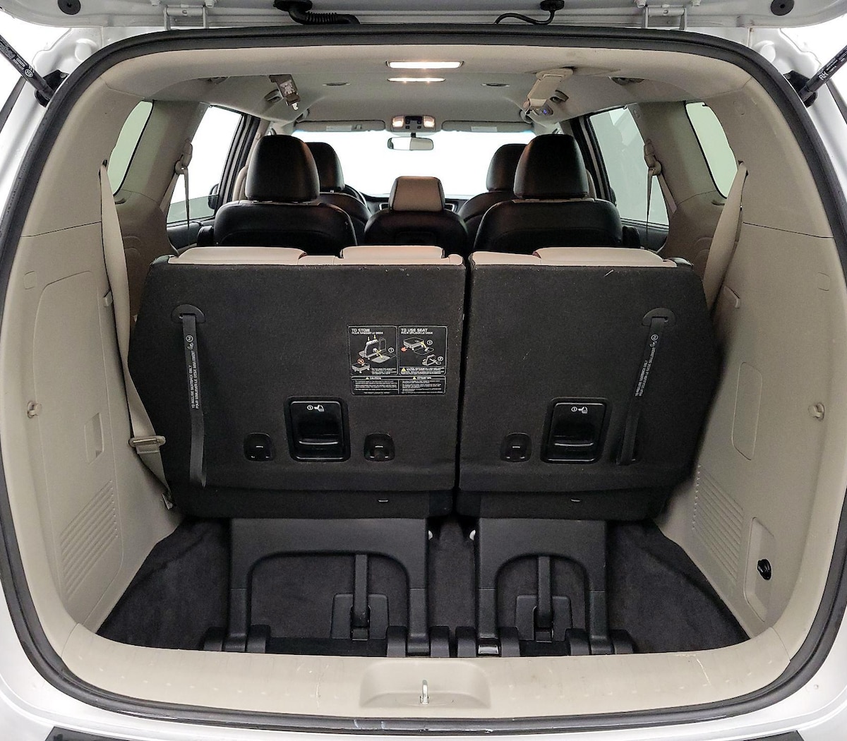 Trunk/Cargo (Seats Up)