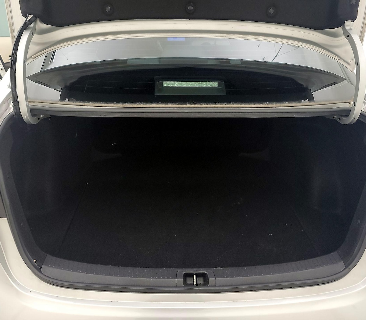 Trunk/Cargo (Seats Up)