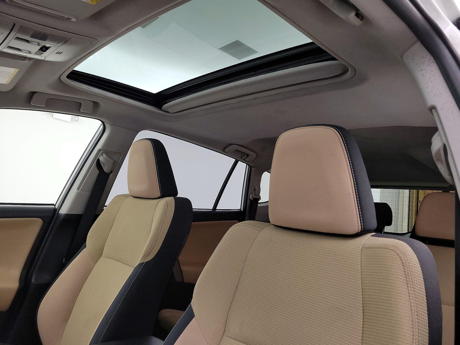 Sunroof(s) & Overhead Airbags