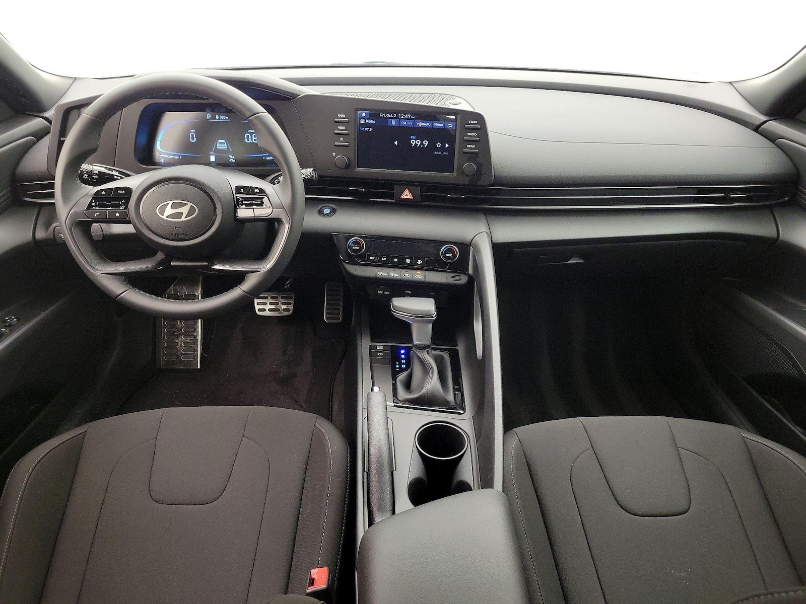 2025 Hyundai Elantra SEL - Photo 10