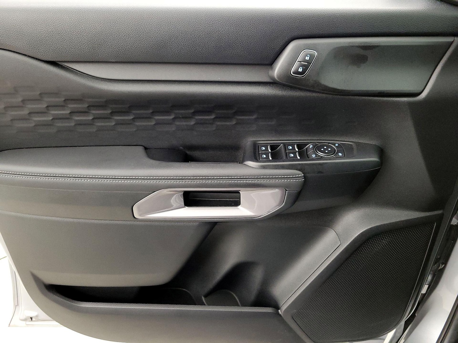 2024 Ford Ranger XLT - Photo 13