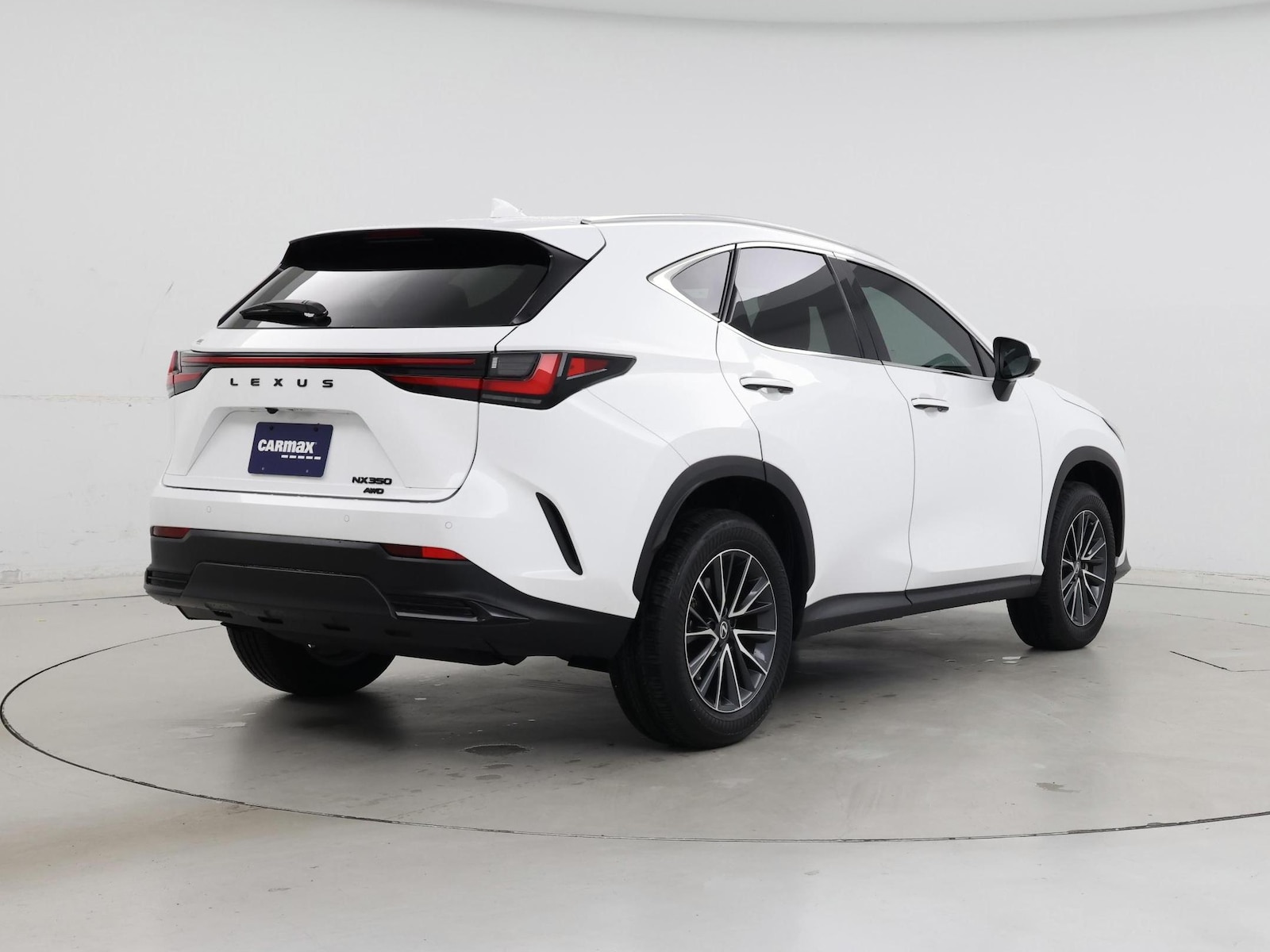 2026 Lexus NX 350 - Photo 9