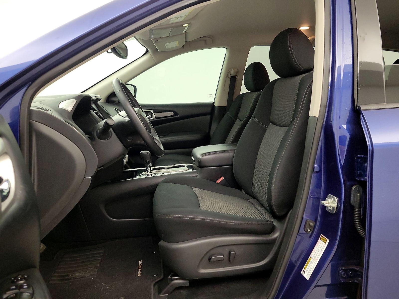 Power Seat(s) & Side Airbags