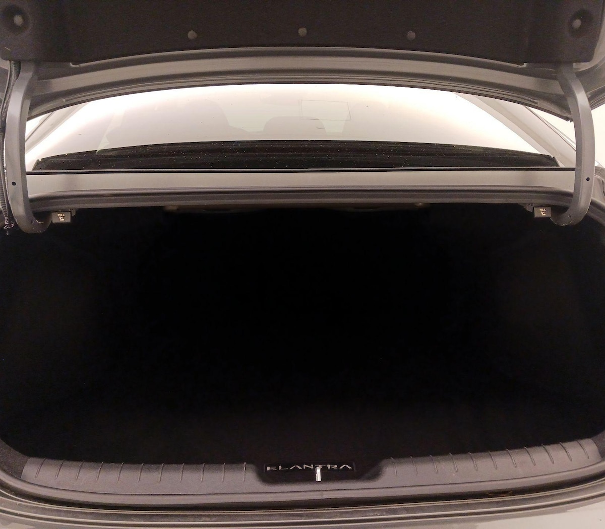 Trunk/Cargo (Seats Up)