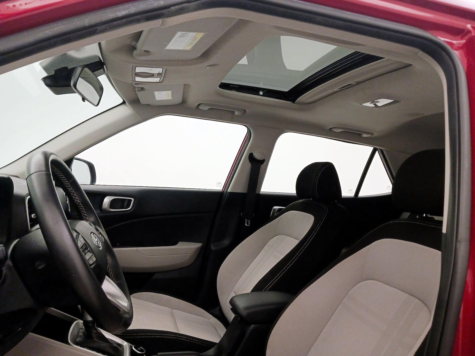 Sunroof(s) & Overhead Airbags