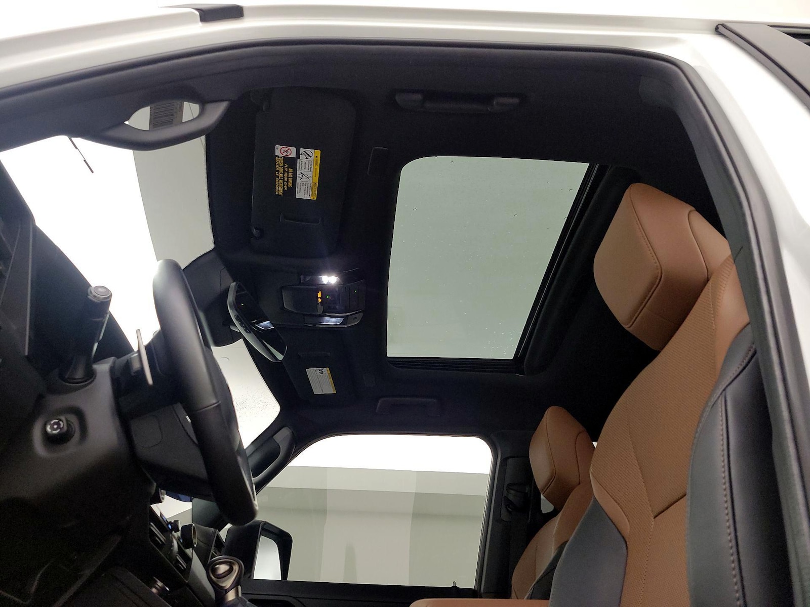 Sunroof(s) & Overhead Airbags