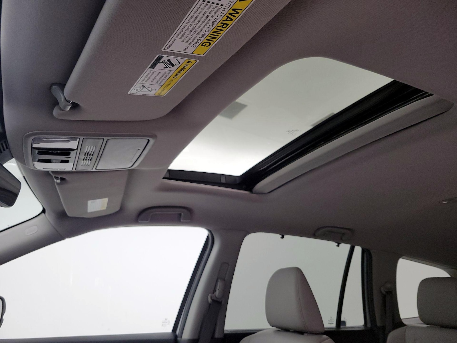 Sunroof(s) & Overhead Airbags