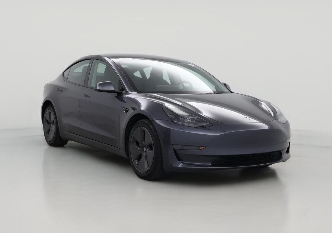 2023 Tesla Model 3 Rear-Wheel Drive in Gray — CarMax photo